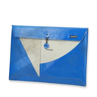 F421 SLEEVE FOR LAPTOP 15\