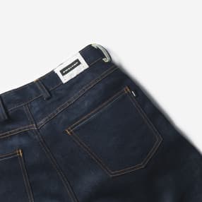 e500_fabric_jeans-detail_0003_onanzig_highres_0.jpg
