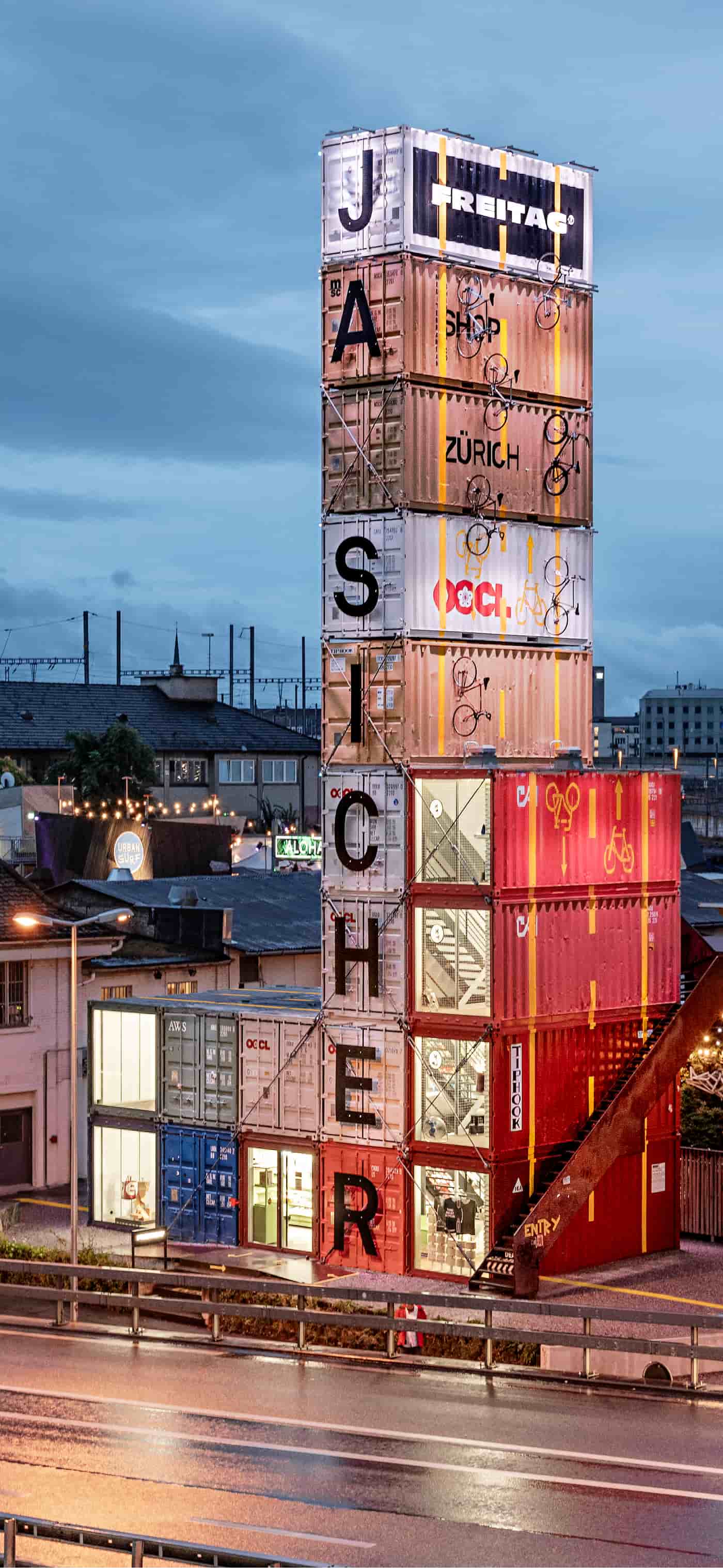 FREITAG | Unique items made from recycled truck tarp