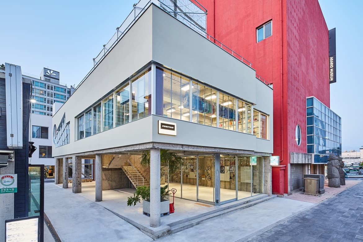 FREITAG STORE JEJU BY MMMG FREITAG STORE JEJU BY MMMG