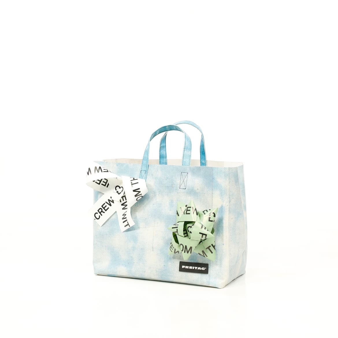 cake_bag_jeannine_fmas17_farbig.jpg cake_bag_jeannine_fmas17_farbig.jpg
